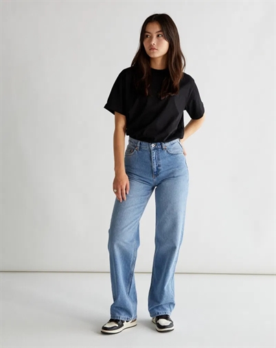 Carla Doone Jeans - Washed Blue - Woodbird Female